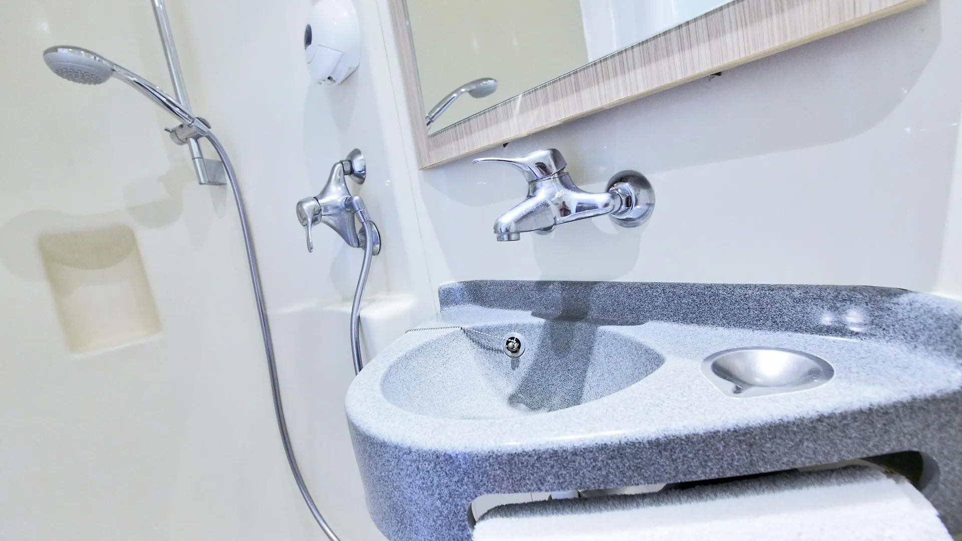 Premiere Classe Toulouse Ouest -Blagnac Aeroport Hotel Blagnac
